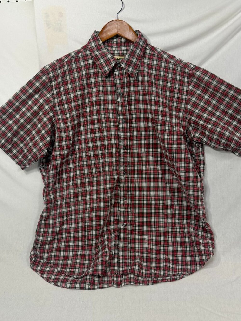 LL Bean Shirt Mens XL Red Plaid Short Sleeve Cotton Button Down VTG Made In USA